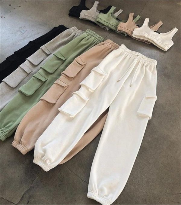 Sporty Crop Top and Pocket Detail Jogger Tracksuit Pant Set